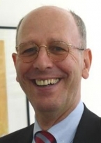 Professor Dr. Hansjörg Bach