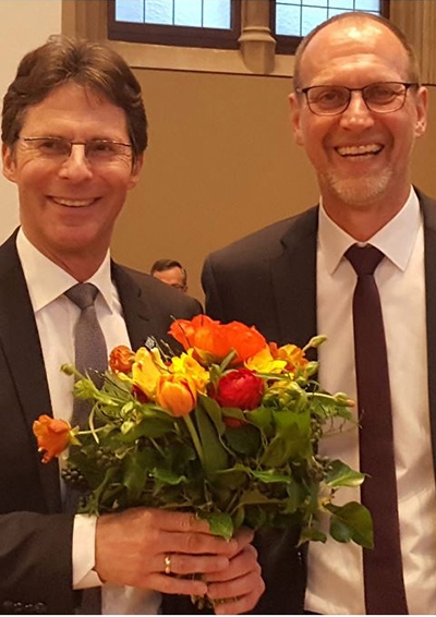 ee942152895ab17379319f19b18980a9