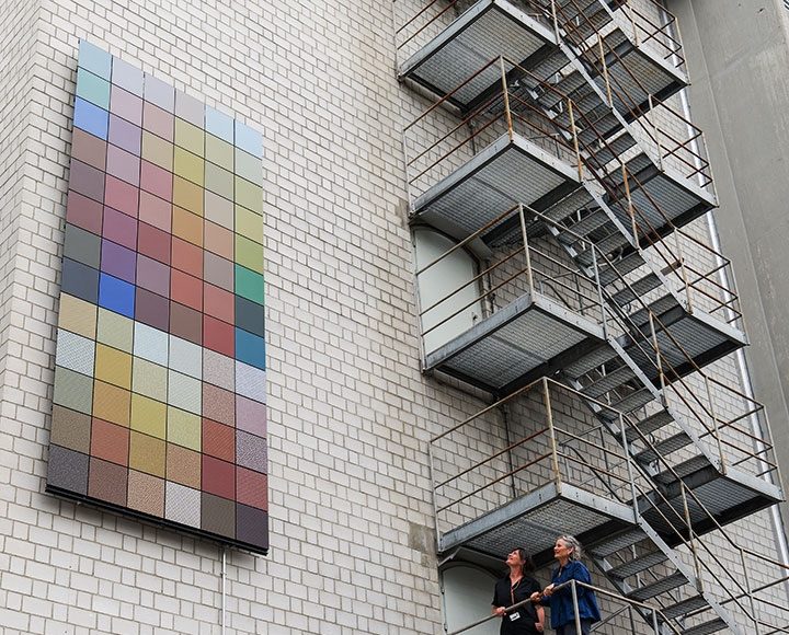 Hochschule Luzern - Farbige Solarpanels