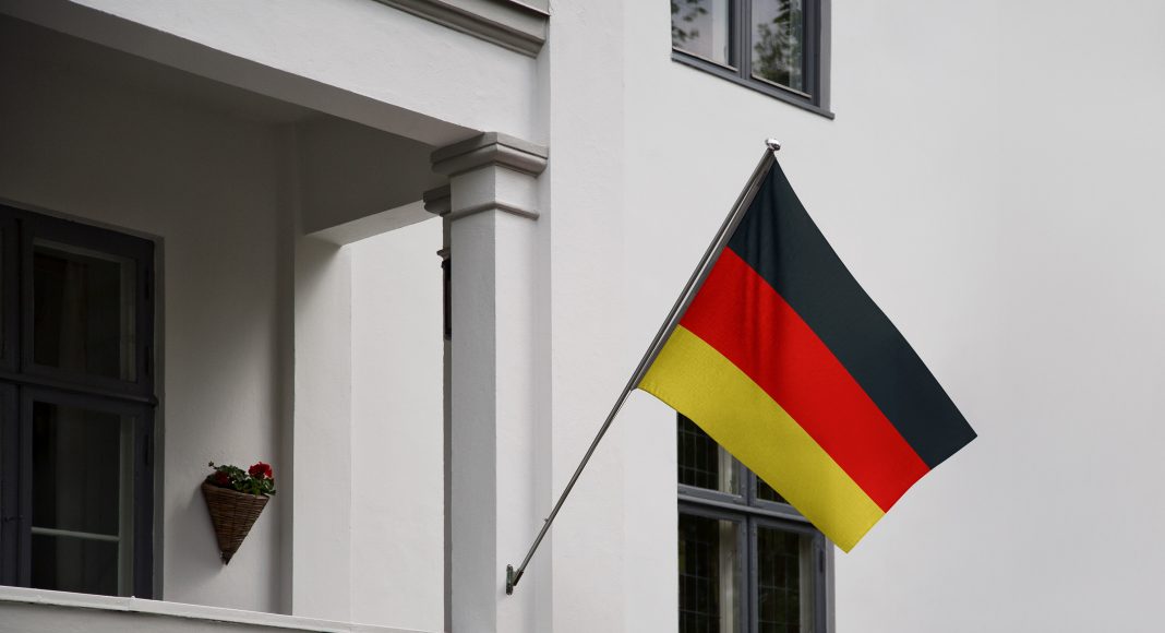 Von Fouls und Volltreffern im Mietrecht: Was dürfen Fußballfans?