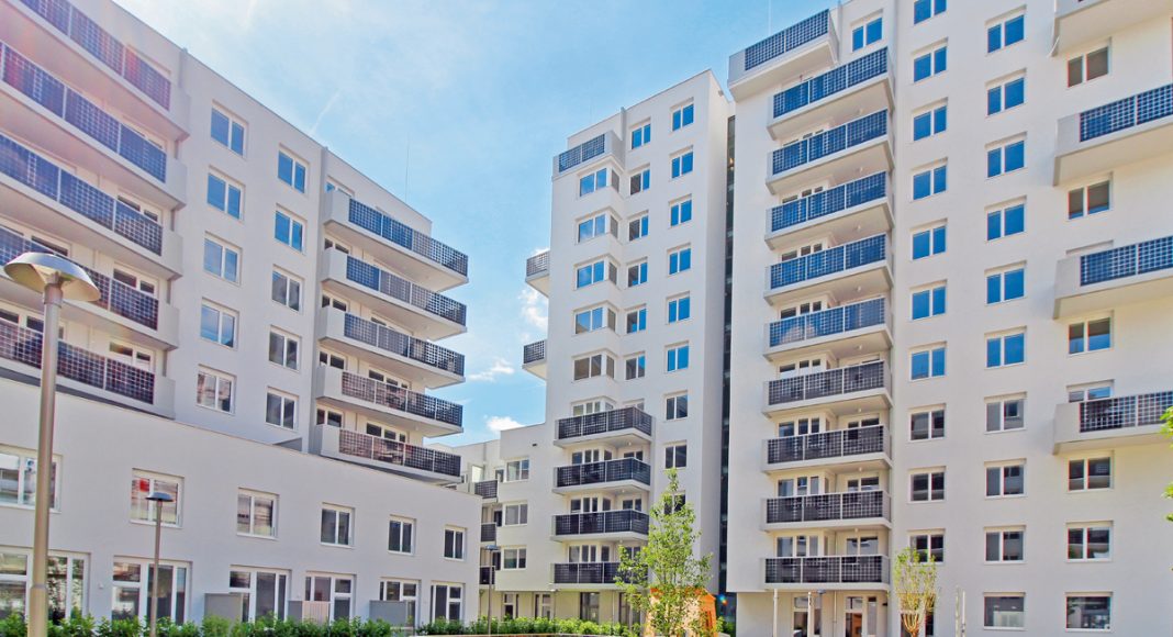 In der Berresgasse hat Wien-Süd 165 geförderte Mietwohnungen errichtet, die mit allerlei Zusatzangebot von Pool bis Boulderwand einen gehobenen Lebensraum bieten.