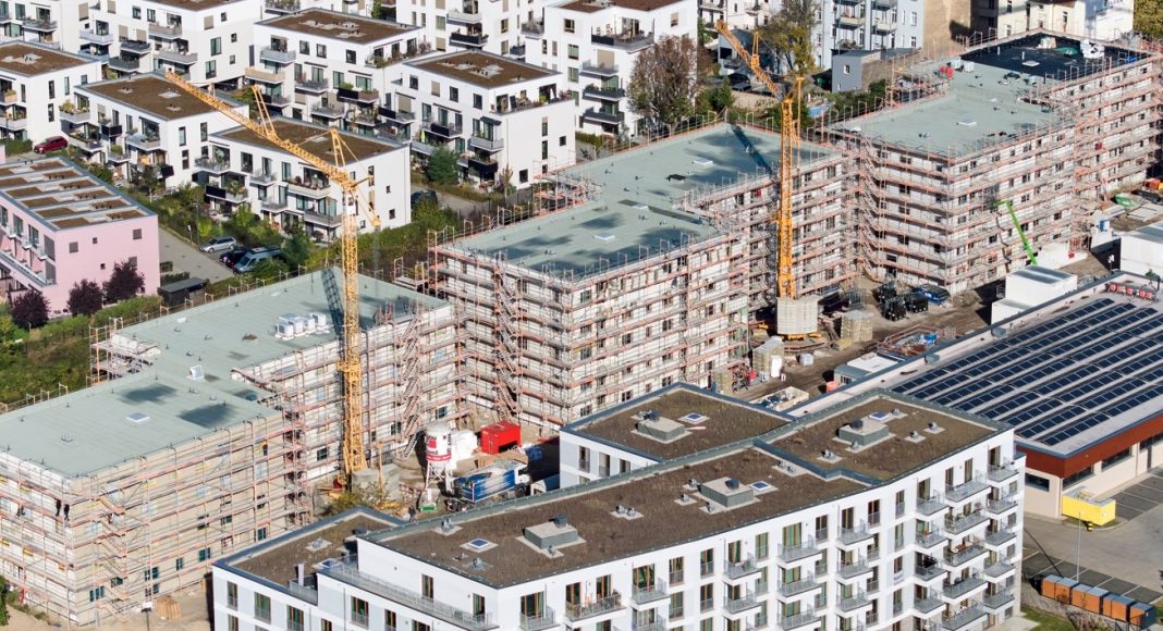 155 neue HOWOGE-Wohnungen – PV-Strom und Wärmepumpe