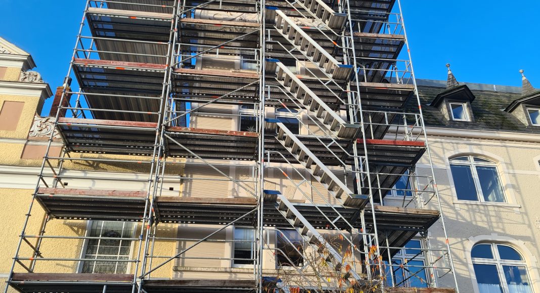 20251117_091749 dachaufstockung modernisierung Foto Wohungswirtschaft heute Gerd Warda Bauturbo trifft Behörden: Gesetz für Genehmigungsverfahren